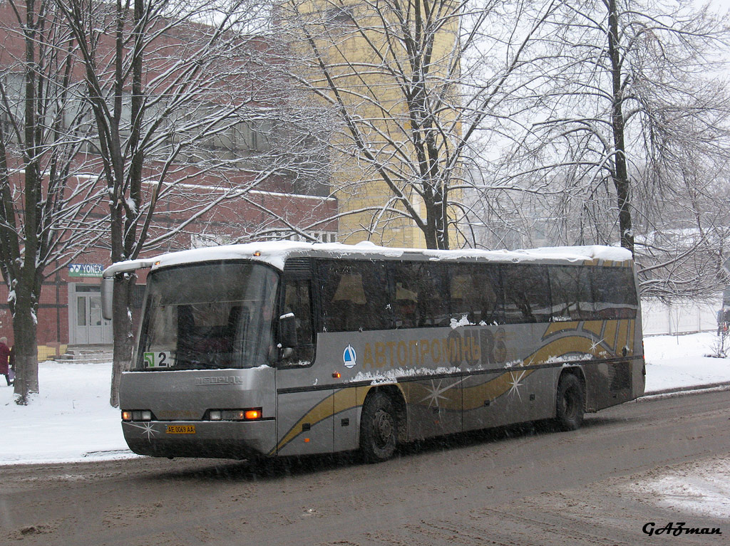 Dnepropetrovsk region, Neoplan N316K Transliner Nr. AE 0069 AA