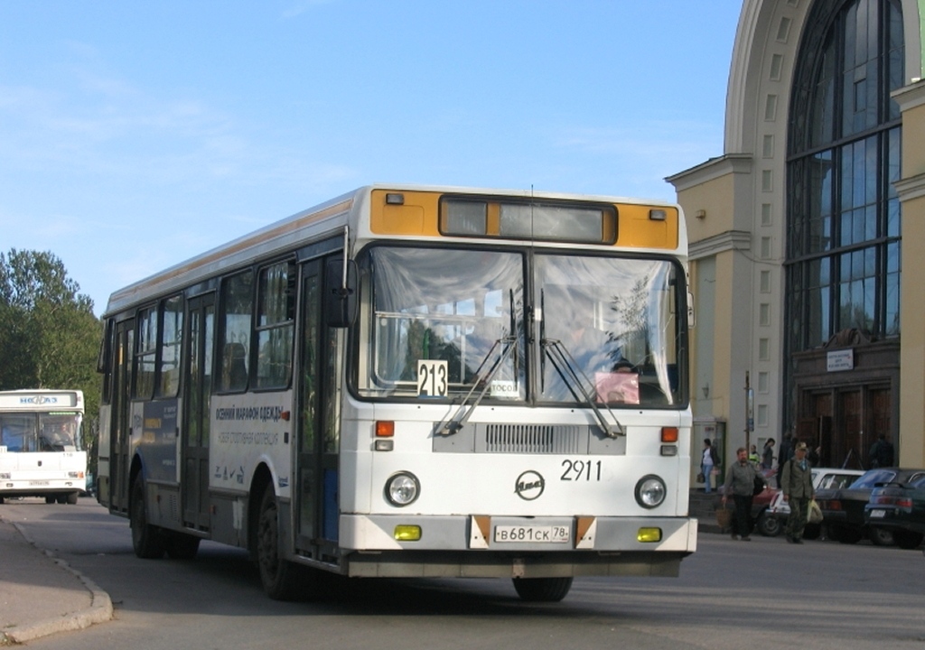 Расписание 213 маршрутки. Автобус 213. Автобус 213 Москва. Маршрут 213 автобуса Москва. Маршрут автобуса 213 из Зеленогорска.