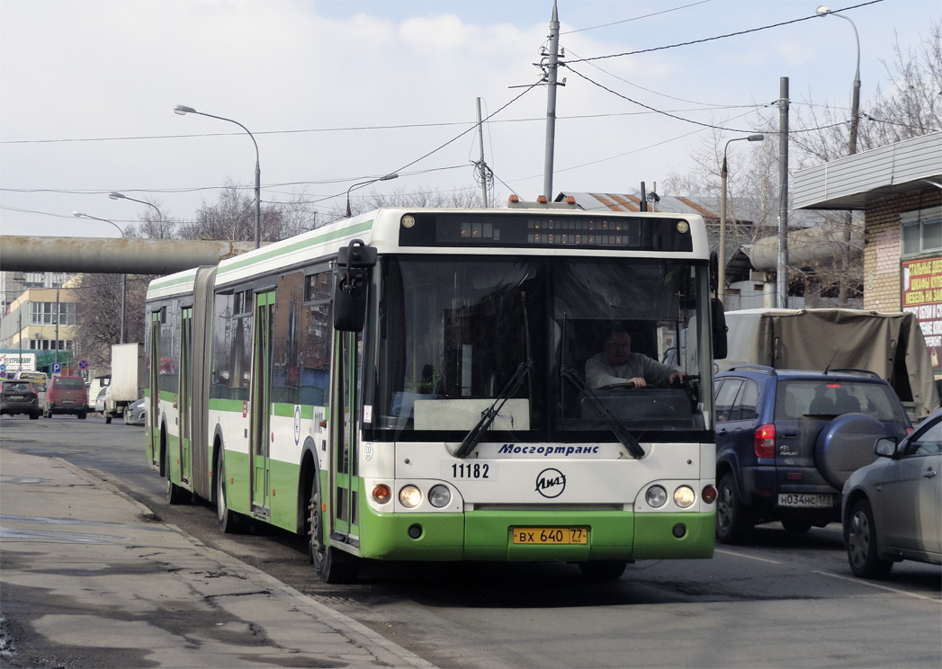 Moskva, LiAZ-6213.20 č. 11182