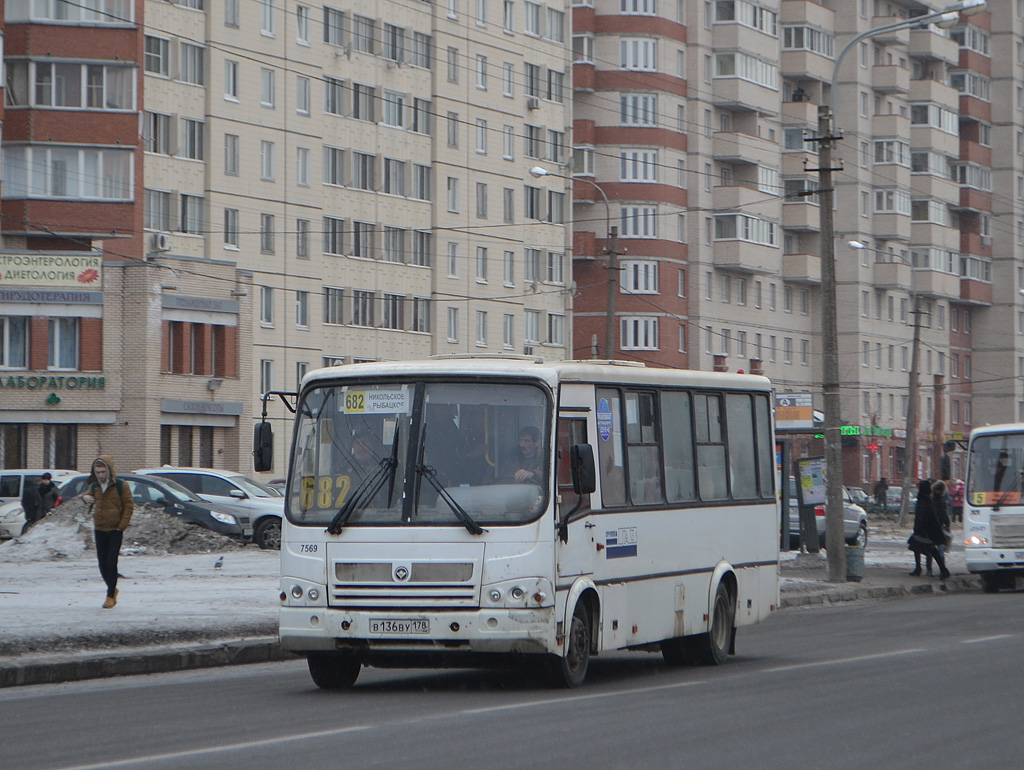 Ленинградская область, ПАЗ-320412-05 № 7569