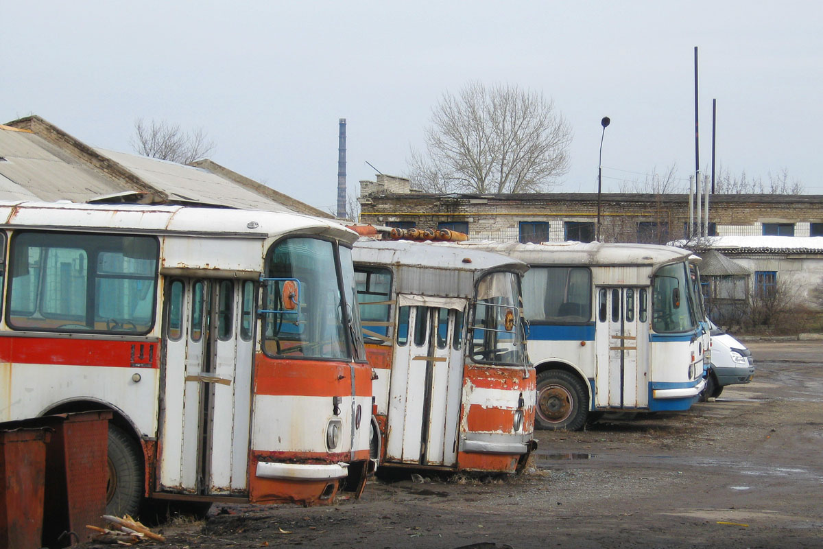 Луганская область, ЛАЗ-695Н № 1372 АЕН; Луганская область, ЛАЗ-695Н № 6892 АІА; Луганская область — Разные фотографии