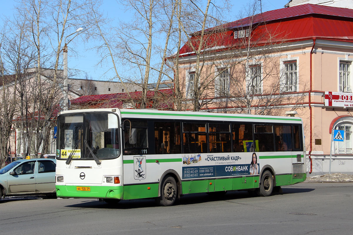 Архангельская область, ЛиАЗ-5256.36 № 111