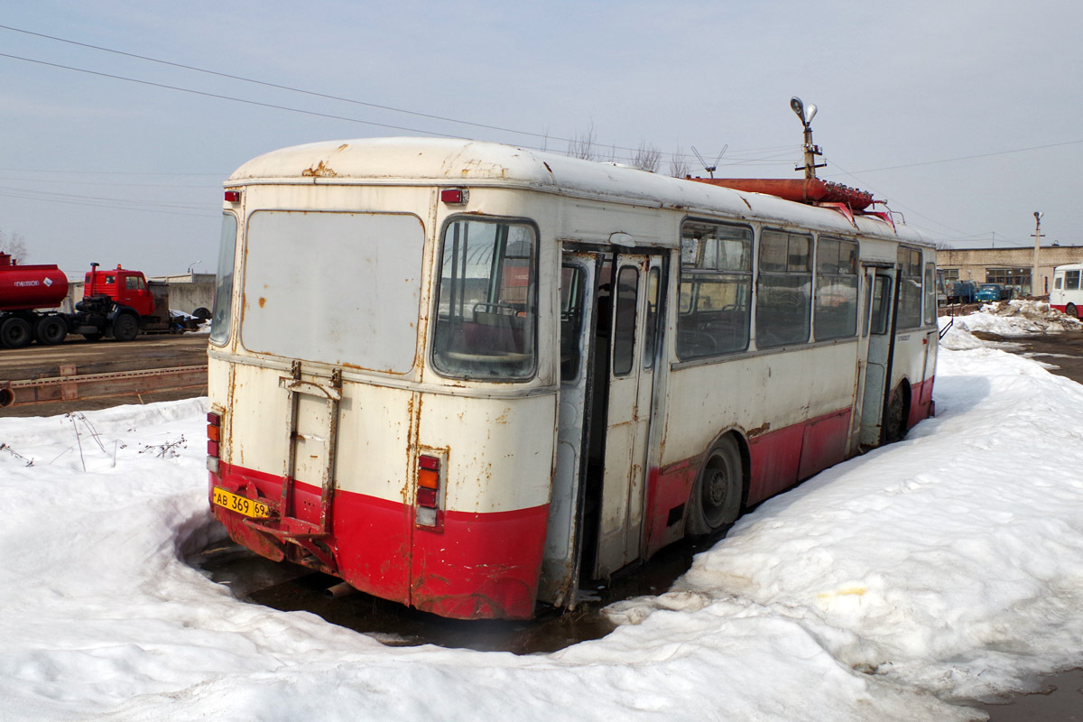 Тверская область, ЛиАЗ-677М № АВ 369 69