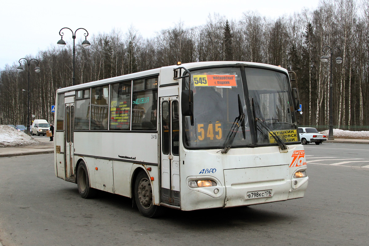 Санкт-Петербург, КАвЗ-4235-03 № 2419