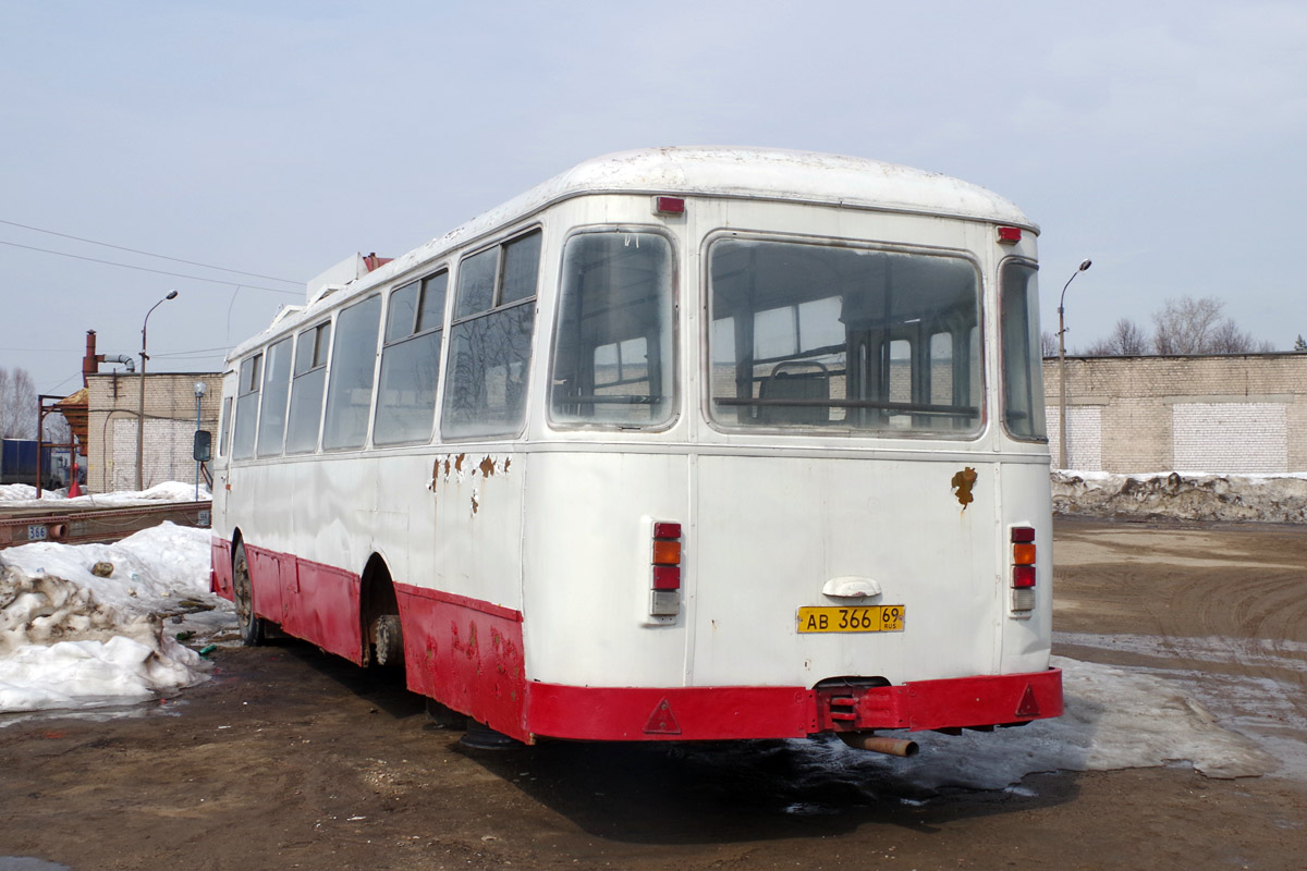 Tverská oblast, LiAZ-677M č. АВ 366 69; Tverská oblast — Non-working machines