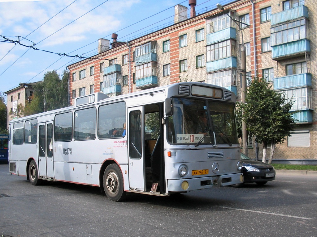 Чувашия, Mercedes-Benz O305 № 08178