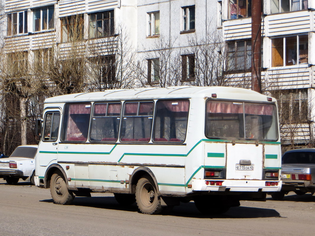 Кіраўская вобласць, ПАЗ-3205-110 № Е 715 ОА 43