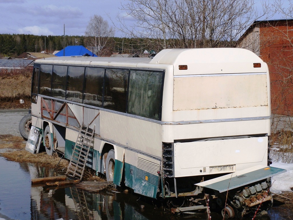 Свердловская область, Neoplan N316Ü Transliner № АР 827 66