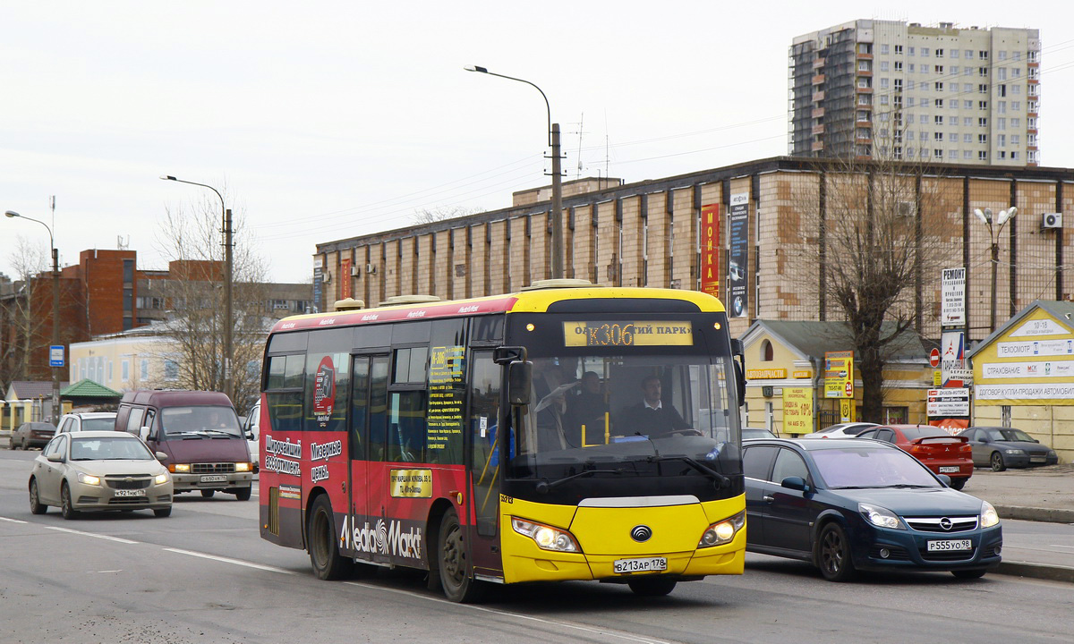 Санкт-Петербург, Yutong ZK6852HG № В 213 АР 178