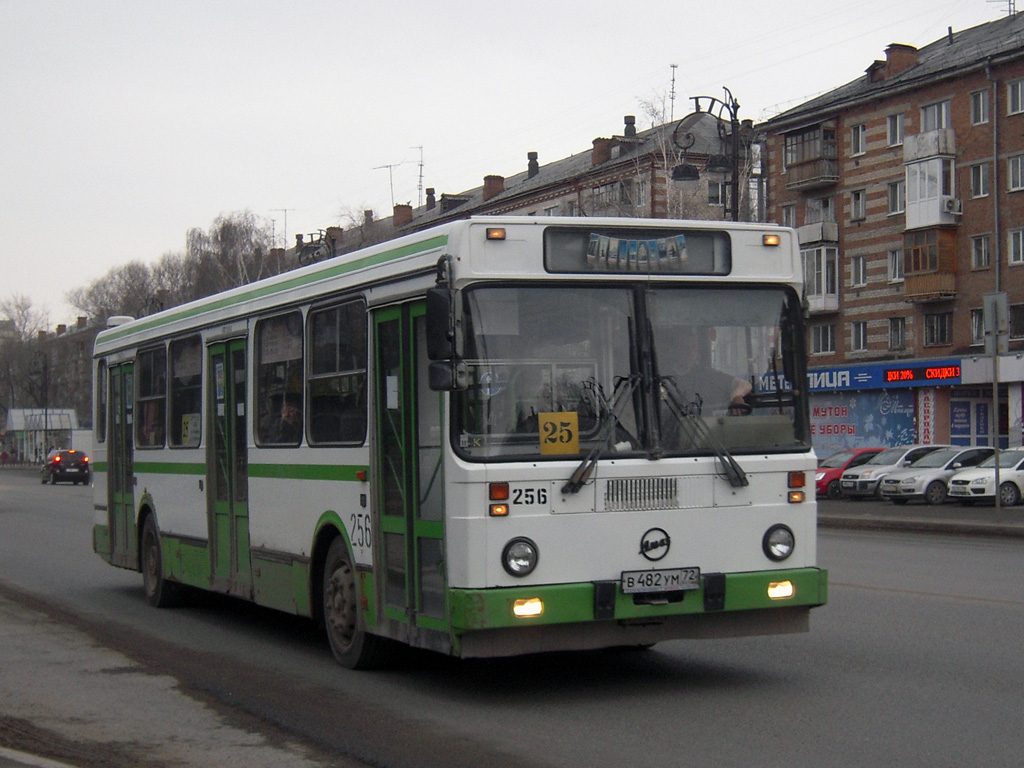 Тюменская область, ЛиАЗ-5256.45 № 256