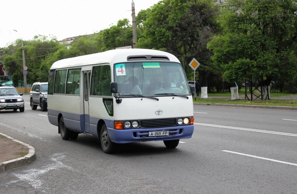 Алматы, Toyota Coaster HZB50L № A 265 FP