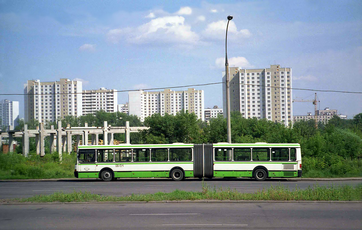 Москва, Ikarus 435.17 № 06154