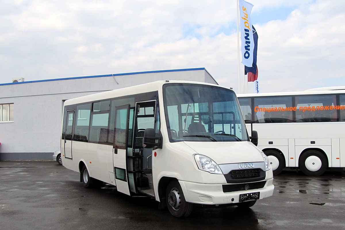 Нижегородская область, Feniksbus FBI83PR № 13; Московская область — Автотранспортный фестиваль "Мир автобусов 2013"