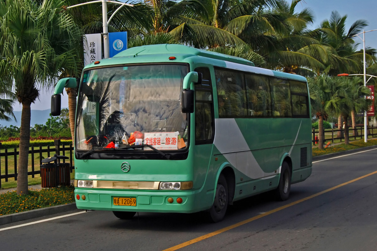 Китай, Golden Dragon № 琼A 12069
