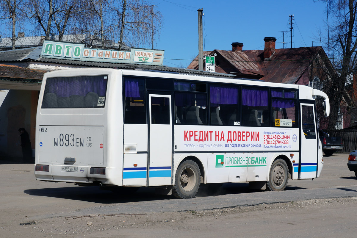 Pskov region, KAvZ-4235-32 # 052
