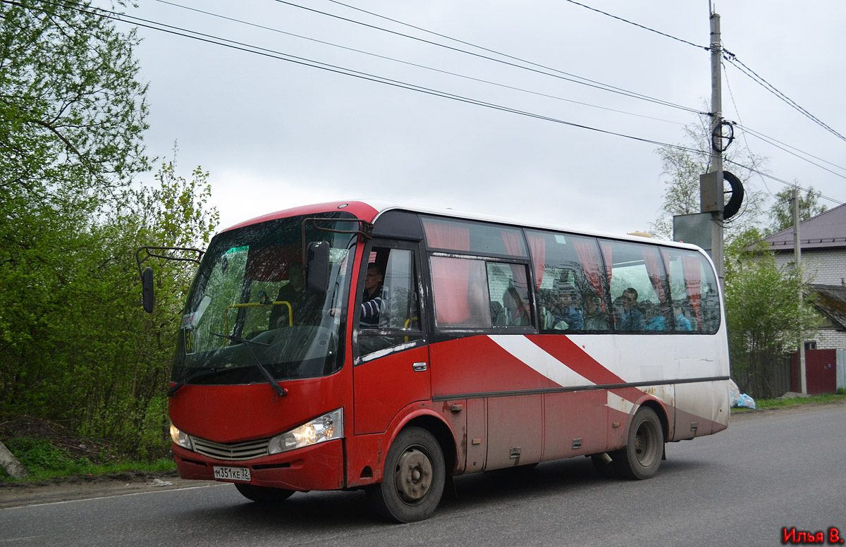 Брянская область, Yutong ZK6737D № М 351 КЕ 32