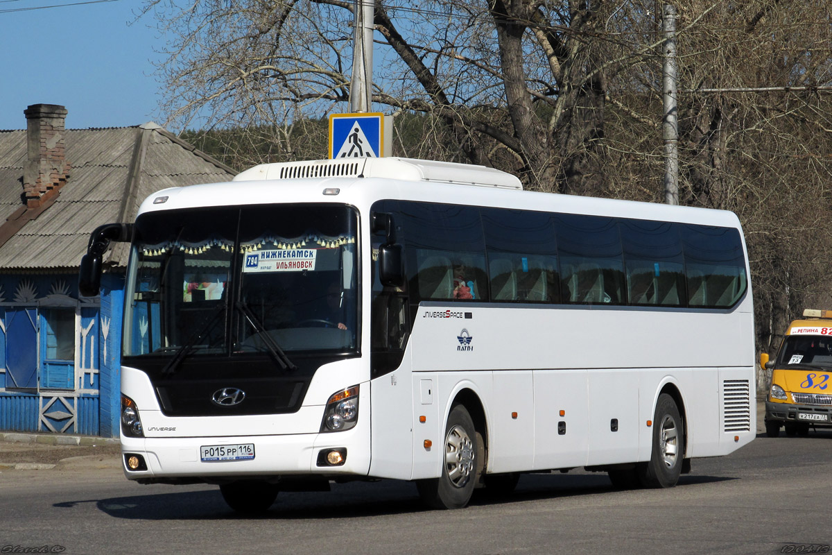 Татарстан, Hyundai Universe Space Luxury № Р 015 РР 116