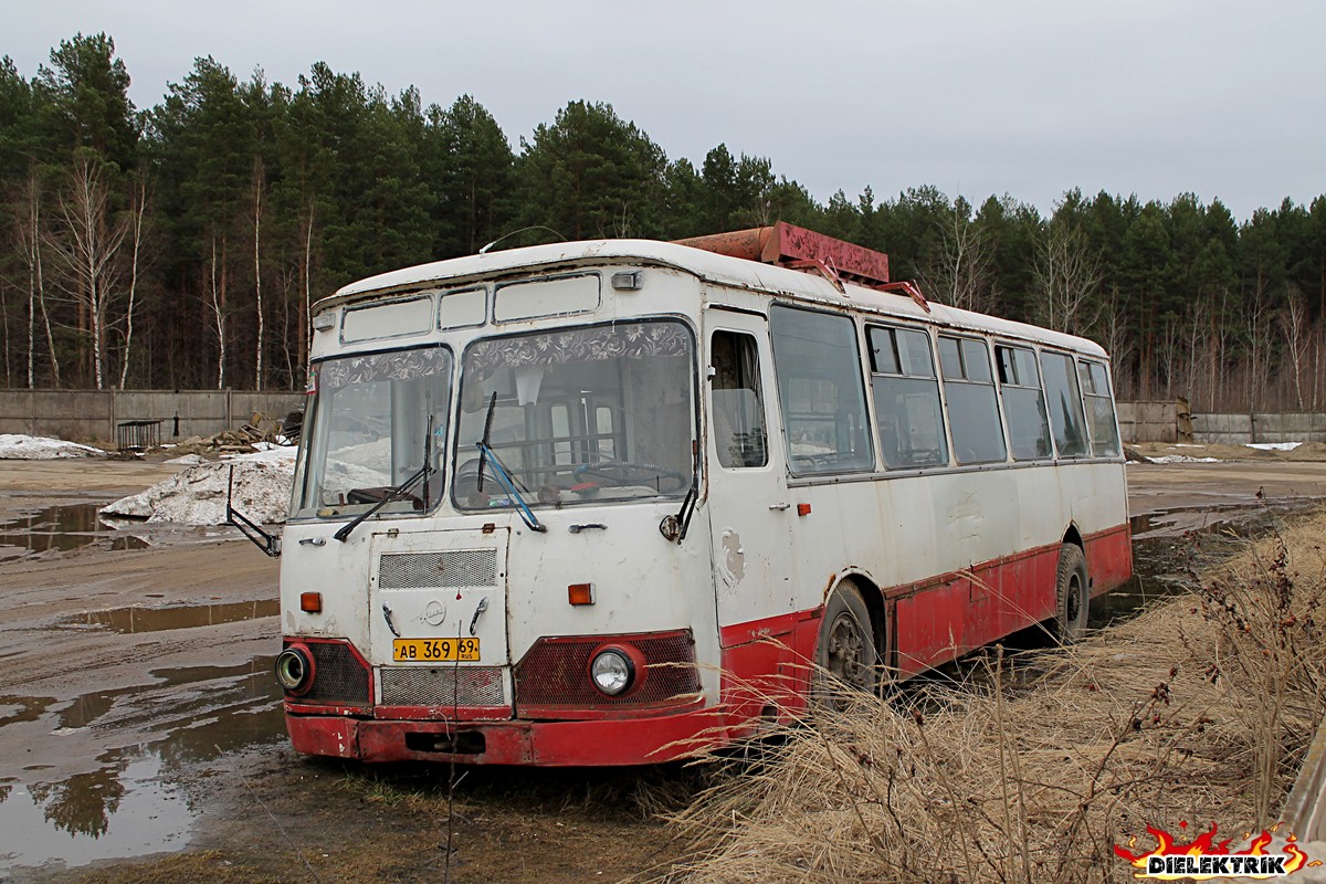 Тверская область, ЛиАЗ-677М № АВ 369 69