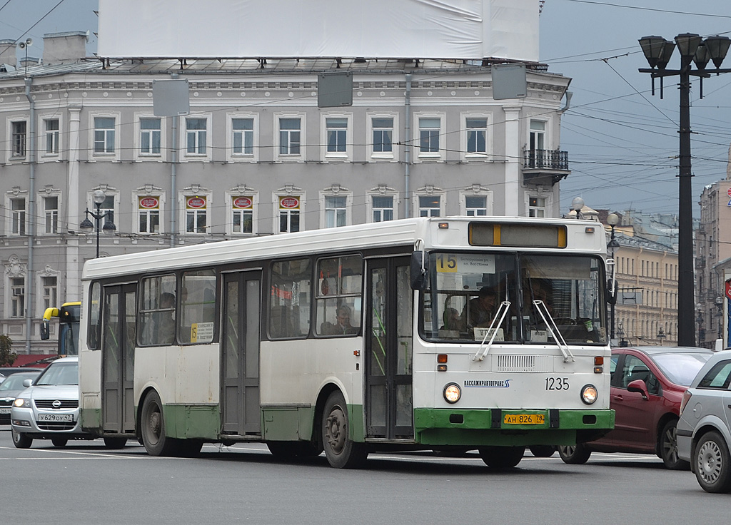 Санкт-Петербург, ЛиАЗ-5256.25 № 1235