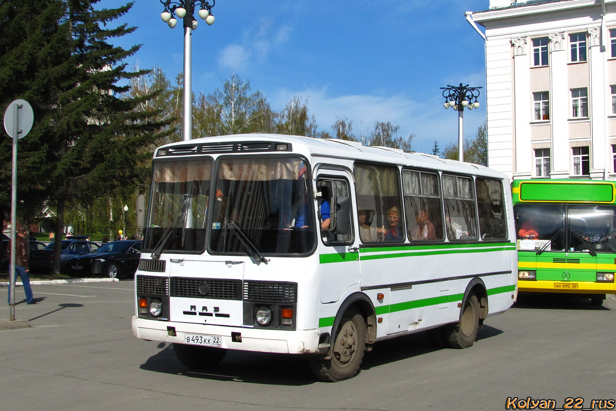 Алтайский край, ПАЗ-3205-110 № В 493 КК 22