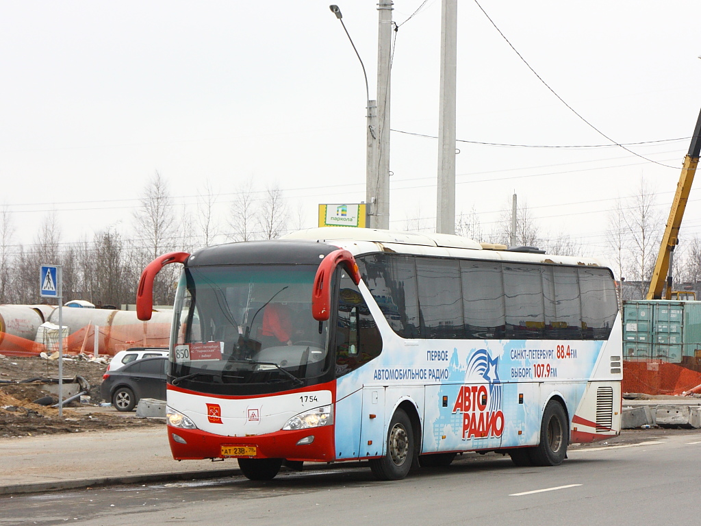 Санкт-Петербург, Yutong ZK6119HA № n754