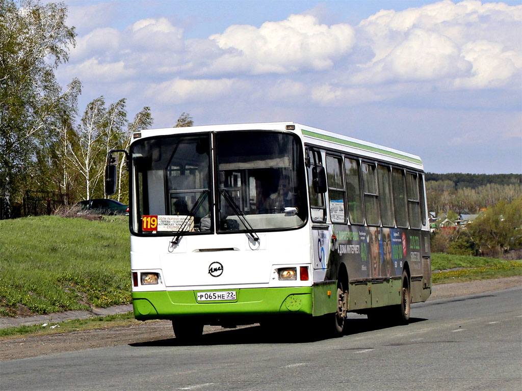 Алтайский край, ЛиАЗ-5256.45 № Р 065 НЕ 22