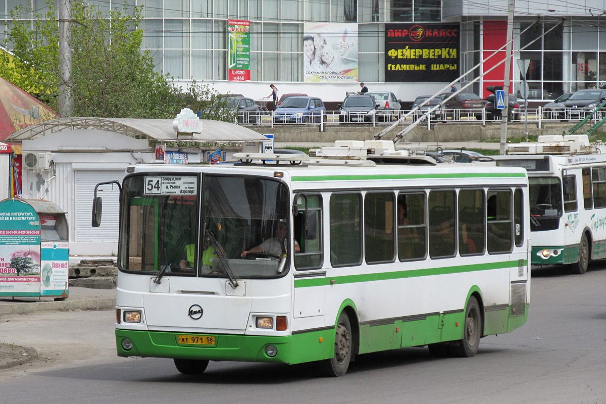 Пензенская область, ЛиАЗ-5256.45 № АТ 971 58