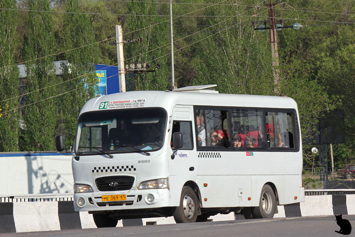 Ростовская область, Hyundai County SWB C08 (ТагАЗ) № МЕ 069 61