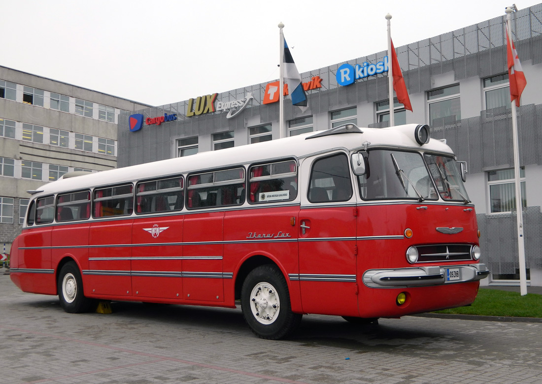 Észtország, Ikarus  55.14 Lux sz.: 09 ZKB; Észtország — Yearly exhibition of old buses