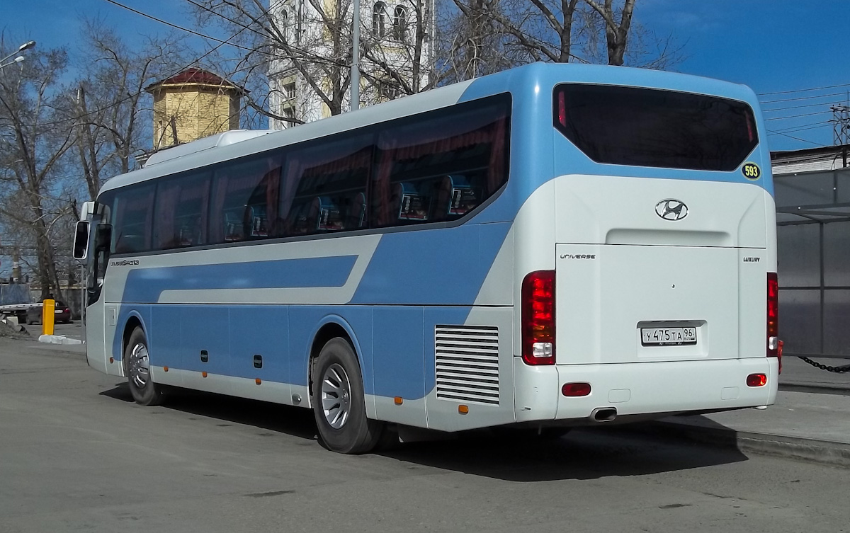 Свердловская область, Hyundai Universe Space Luxury № У 475 ТА 96