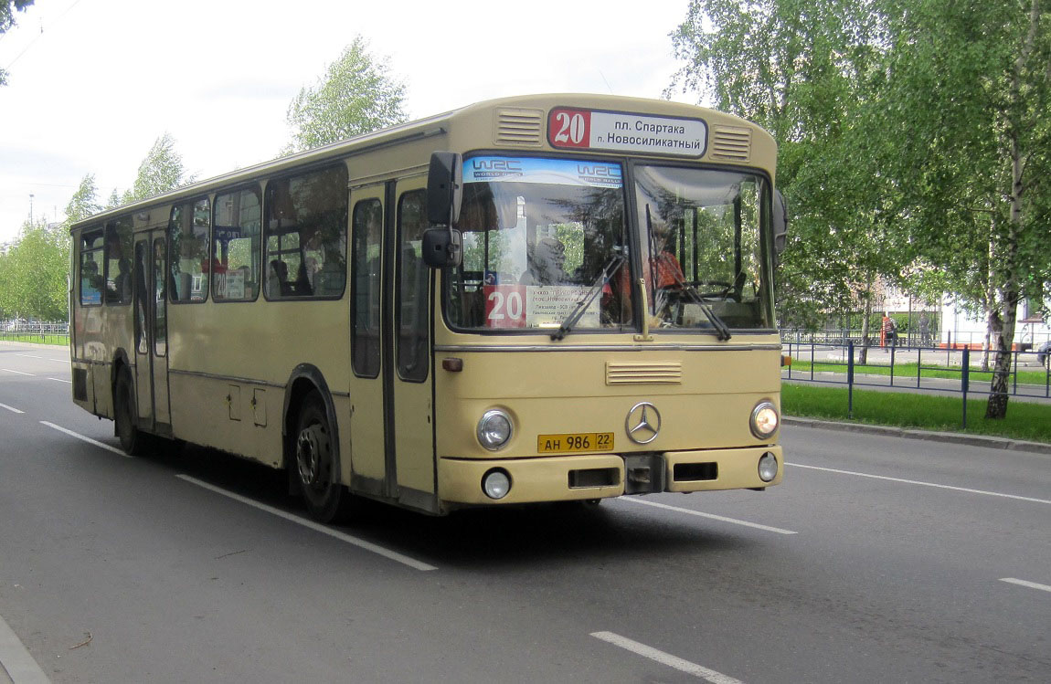 Алтайский край, Mercedes-Benz O307 № АН 986 22