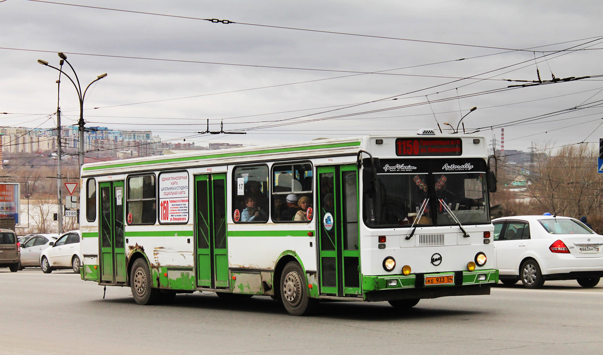 Новосибирская область, ЛиАЗ-5256.35 № КЕ 933 54