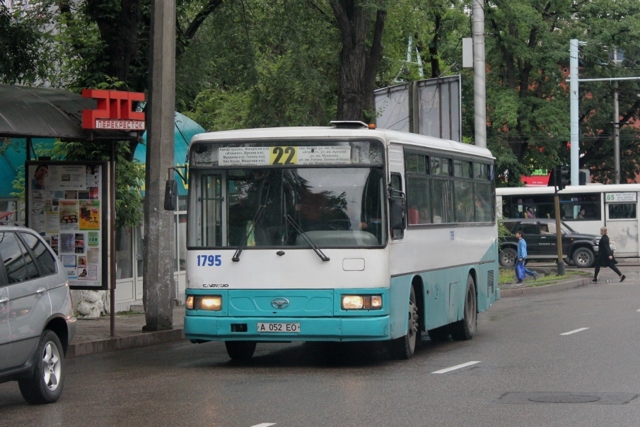 Алматы, Daewoo BS090 Royal Midi (Ulsan) № 1795