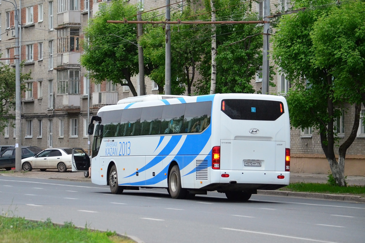 Татарстан, Hyundai Universe Space Luxury № Р 070 РР 116