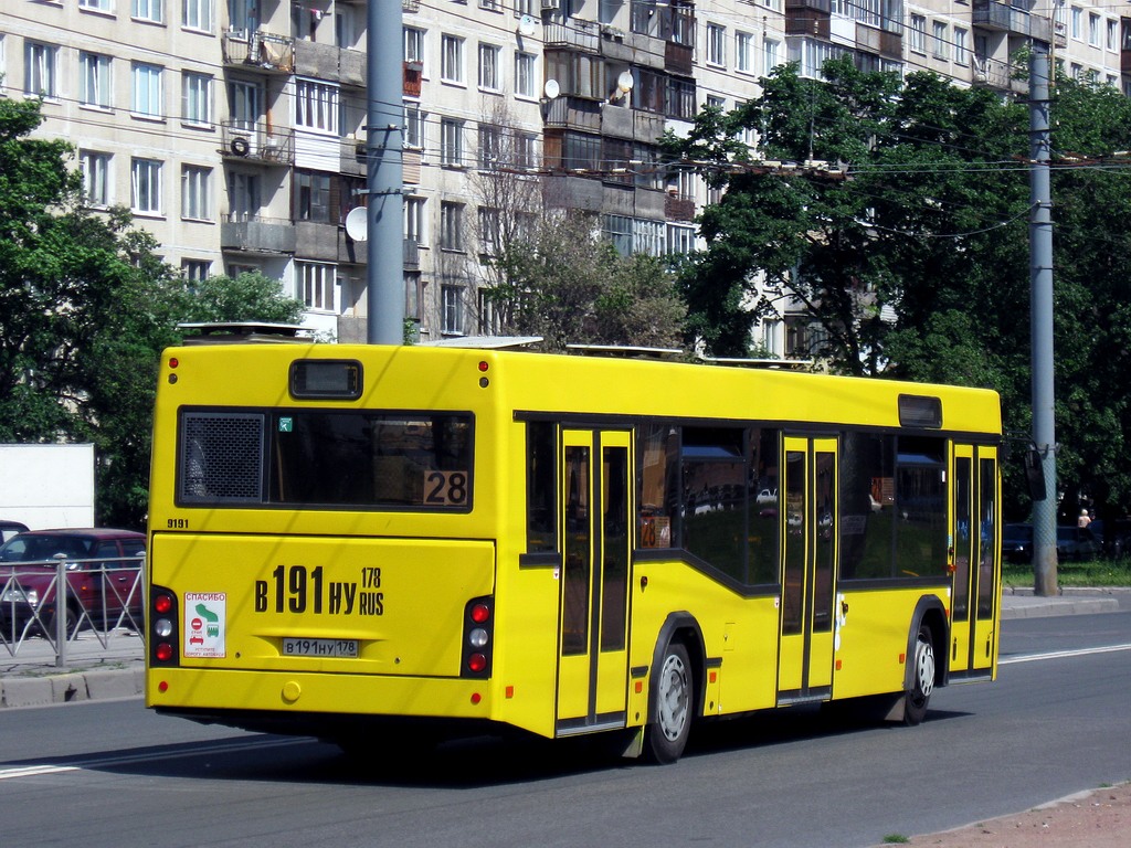 Sankt Petersburg, MAZ-103.468 Nr В 191 НУ 178