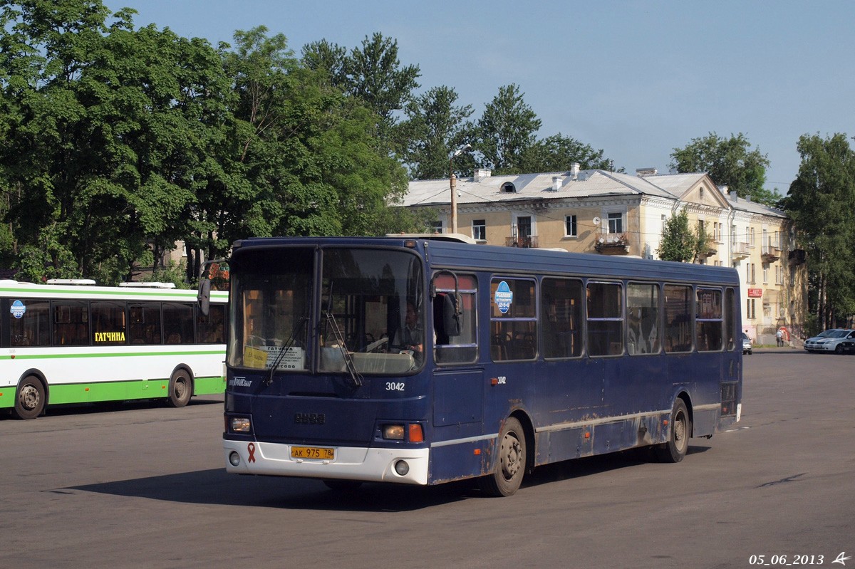 Ленинградская область, ЛиАЗ-5256.25 № 3042