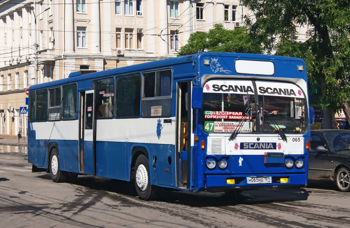 Ростовская область, Scania CR112 № Н 065 НЕ 161