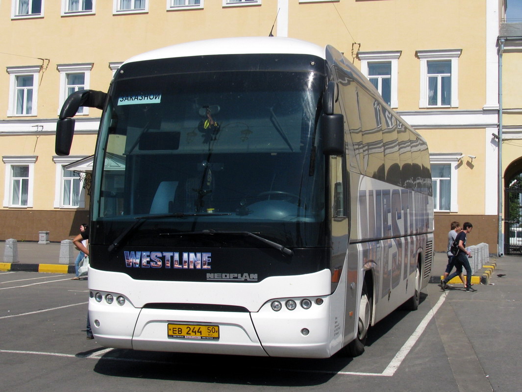 Москва, Neoplan P21 N2216SHD Tourliner SHD № ЕВ 244 50