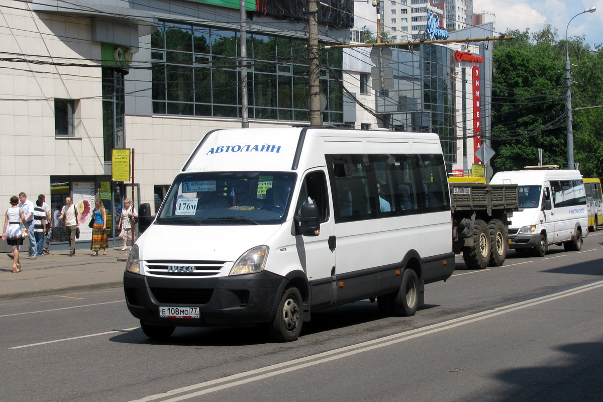 Москва, Нижегородец-2227UT (IVECO Daily) № Е 108 МО 77