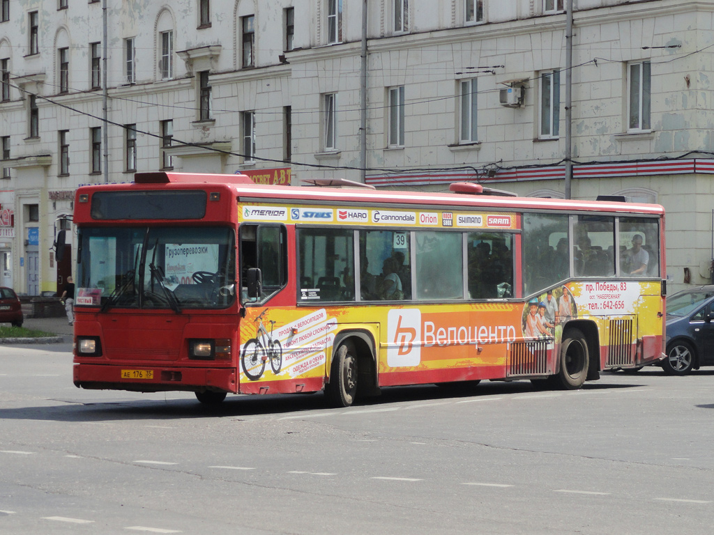 Вологодская область, Scania CN113CLL MaxCi № АЕ 176 35