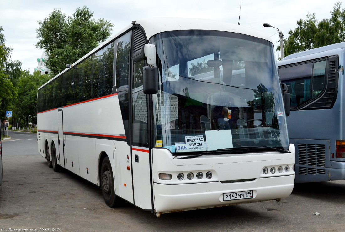 Moszkva, Neoplan PG5 N3318/3SHD Euroliner SHD sz.: Р 143 ММ 199