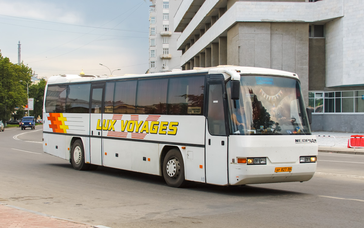 Свердловская область, Neoplan N316K Transliner № АР 827 66