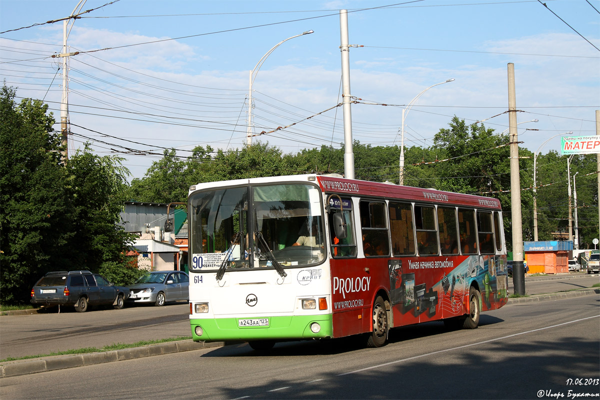 Краснодарский край, ЛиАЗ-5293.00 № А 243 АА 123