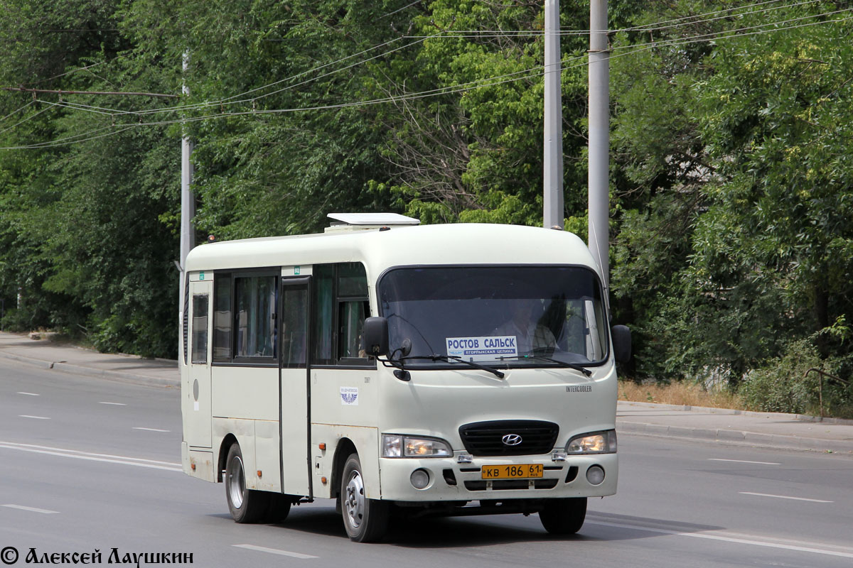 Ростовская область, Hyundai County SWB C08 (РЗГА) № КВ 186 61