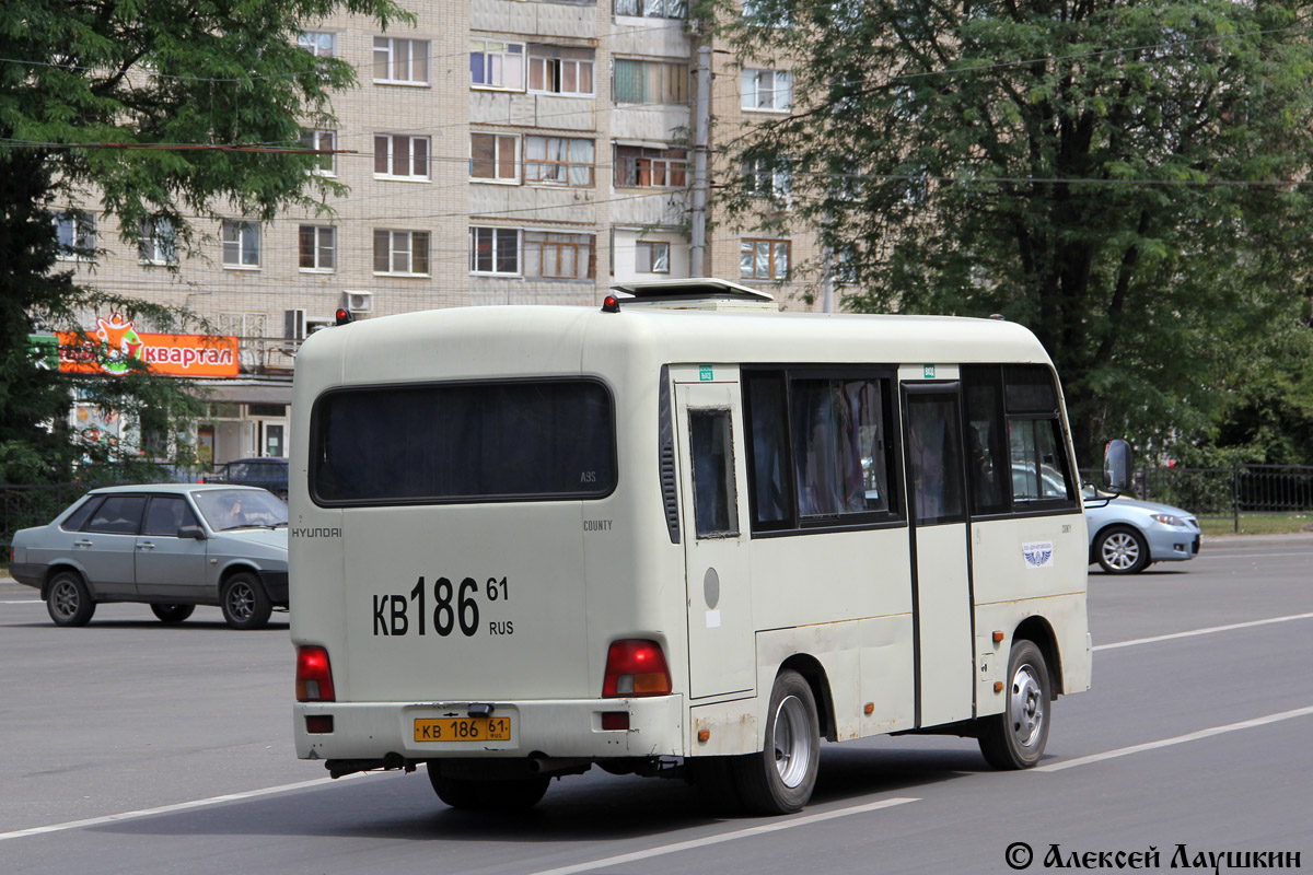 Ростовская область, Hyundai County SWB C08 (РЗГА) № КВ 186 61