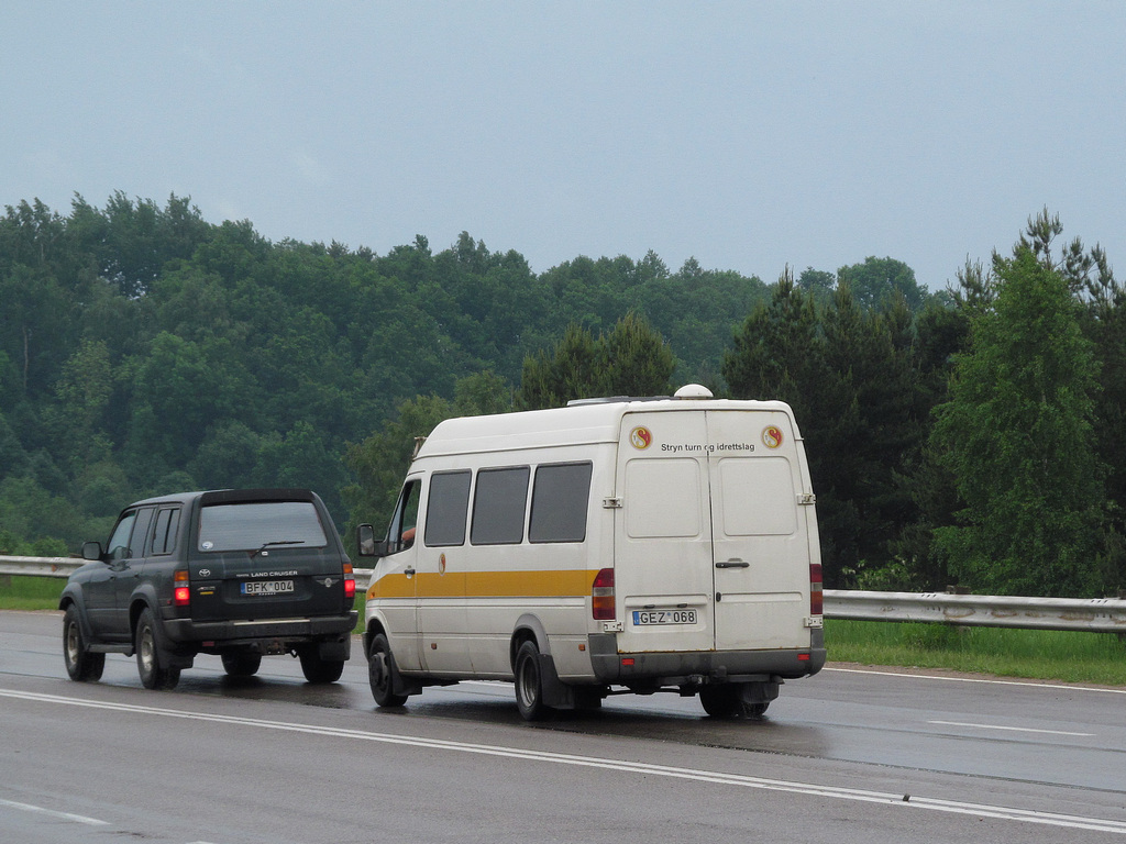 Литва, Mercedes-Benz Sprinter W904 412D № GEZ 068