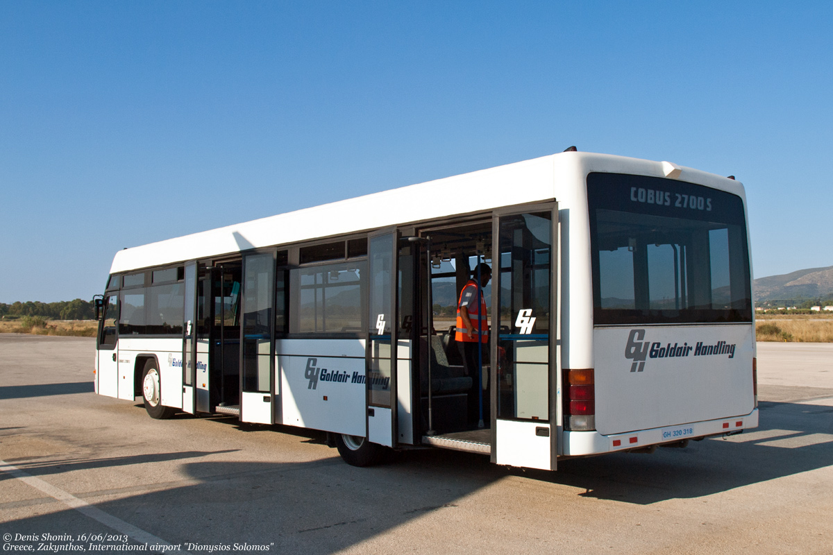 Автобус 318 нижний новгород. Cobus 2700s. Автобус Cobus 2700. Cobus 2700s Франкфурт. Cobus 300.