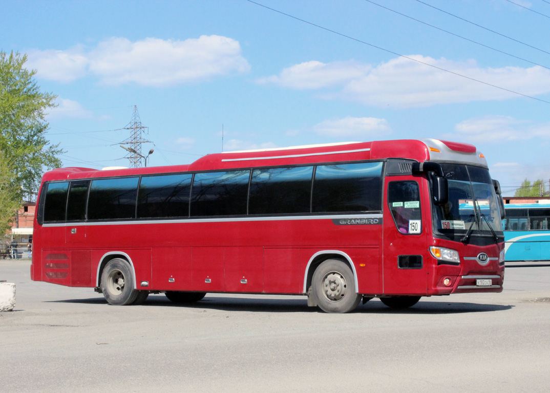 Свердловская область, Kia Granbird № Х 182 ОА 96