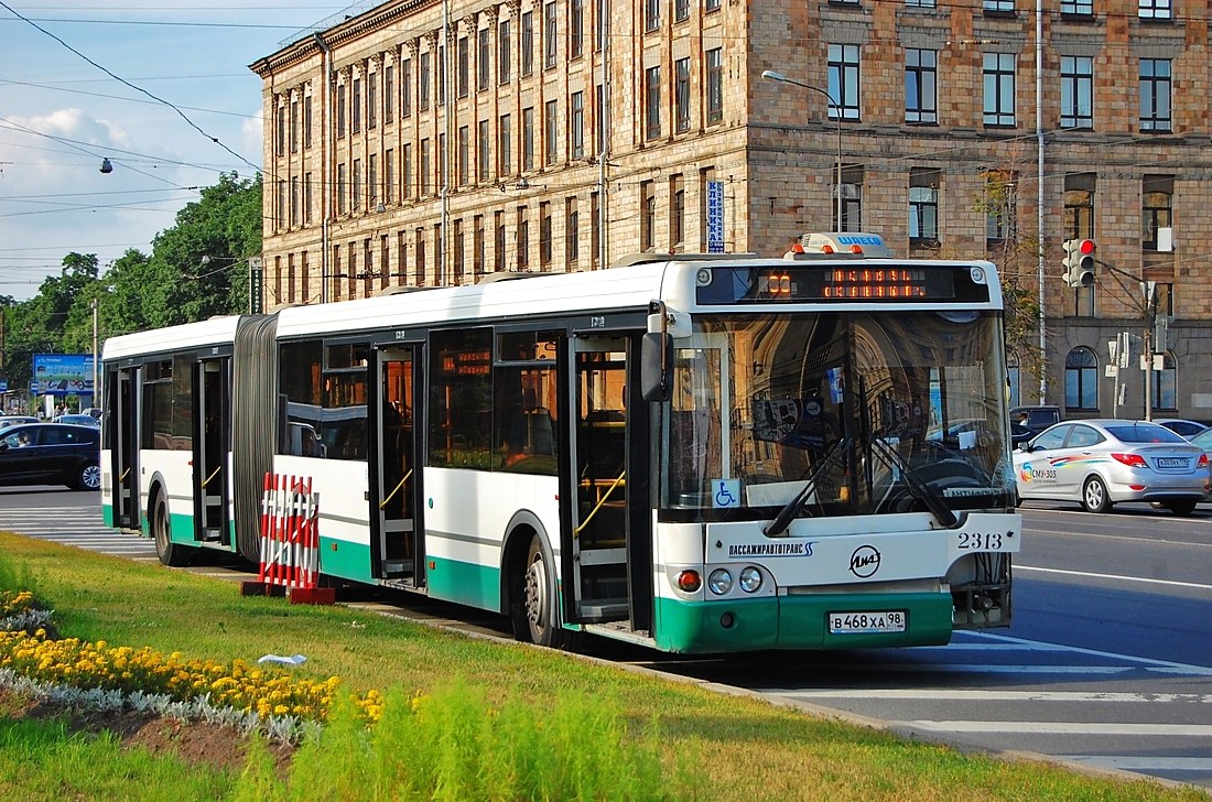 Szentpétervár, LiAZ-6213.20 sz.: 2313