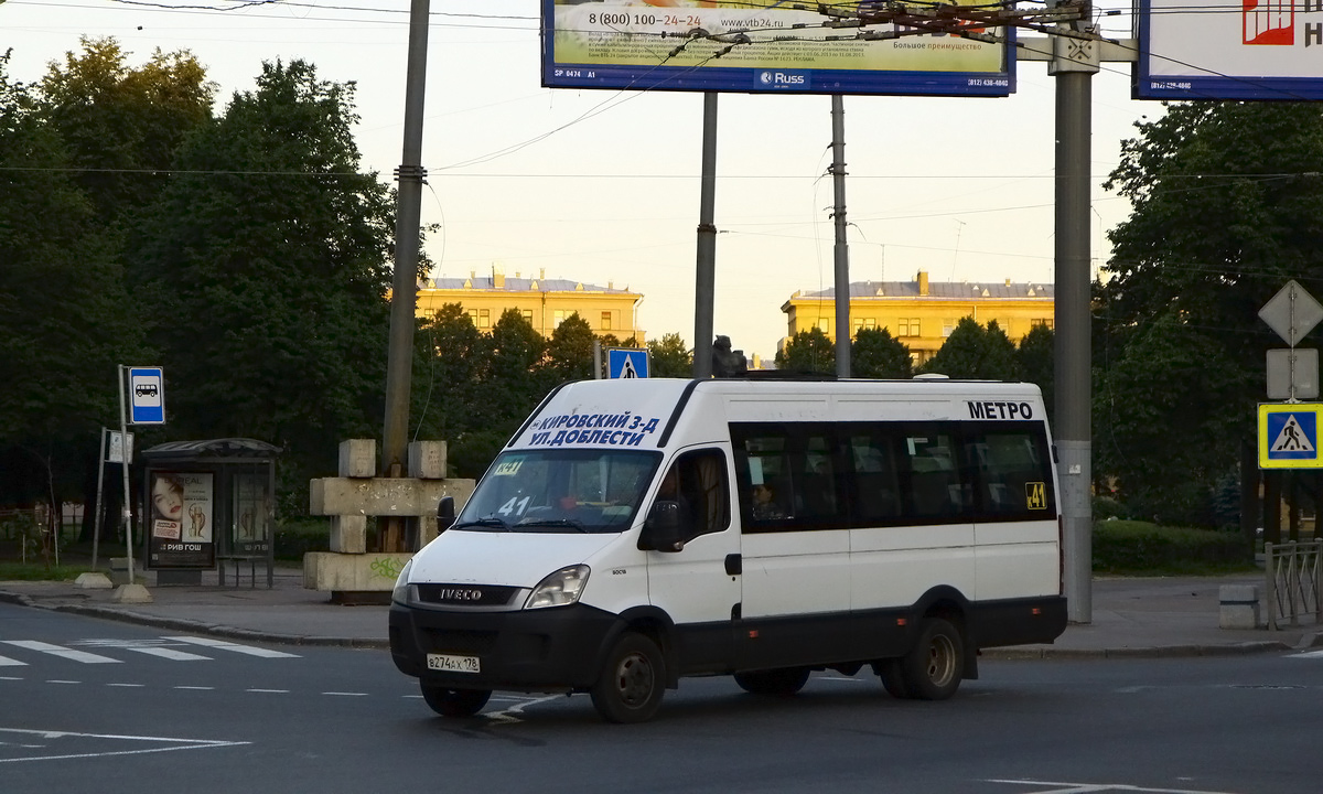 Санкт-Петербург, Нижегородец-2227UU (IVECO Daily) № В 274 АХ 178